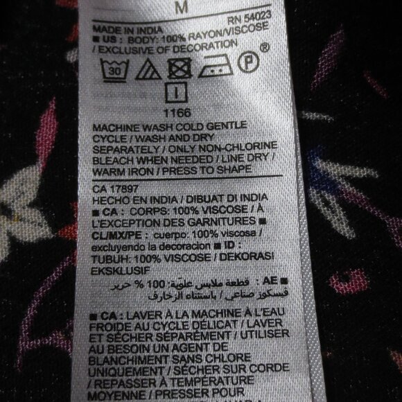 OLD NAVY womens BLOUSE black FLORAL top BOHO flutter sleeve RED purple SIZE M - Picture 7 of 7